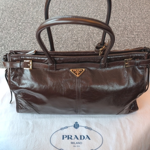 NWT Prada Large Leather Handbag Shoulder Bag - Picture 1 of 8